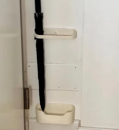 The Small White House In Apartment Milan