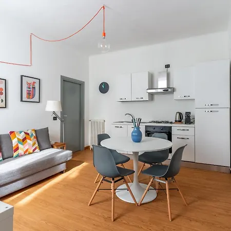 Ludo's Navigli Apartment