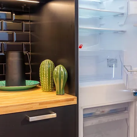 Apartment Su Due Piani Con Aria Condizionata A Pochi Passi Da Fondazione Prada E Duomo