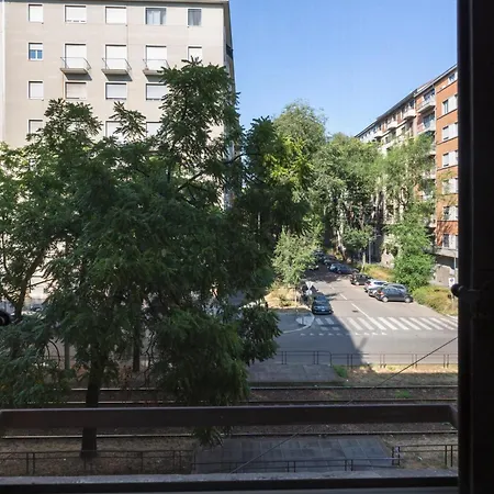 Frisi Di Porta Venezia Apartmán *