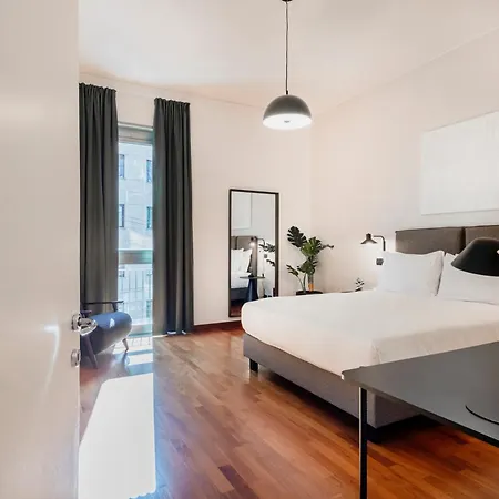 Relstay - Montenapoleone Apartmán Milán