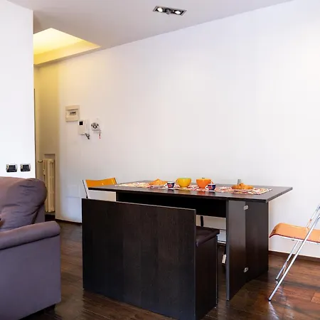 Brera Hideaway Nel Cuore Della Milanese شقة