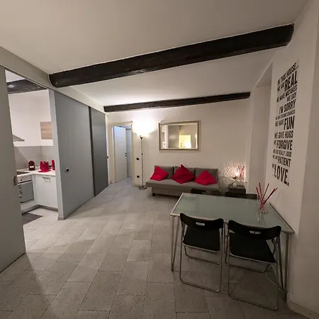 Appartamento Greyhouse, Il Tuo Nido In Centro A Milano