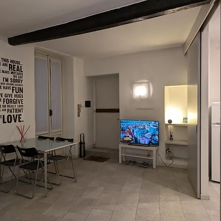 Appartamento Greyhouse, Il Tuo Nido In Centro A Milano
