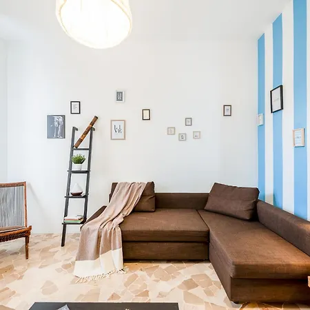 Exclusive Deluxe Between Duomo & San Siro Apartment