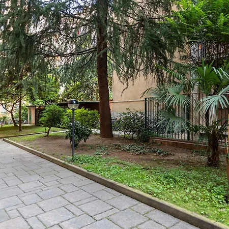 Apartament Caracciolo, 28 - Ampio Per 5, Posizione Perfetta Mediolan