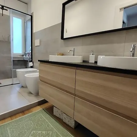 La Casa Di Alida Milan