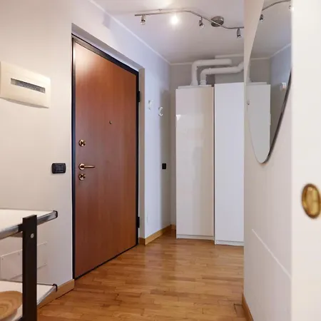 Bande Nere Studio- A Few Steps From Metro Milan