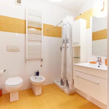 Apartment Bande Nere Studio- A Few Steps From Metro