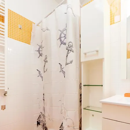 Apartment Bande Nere Studio- A Few Steps From Metro Milan