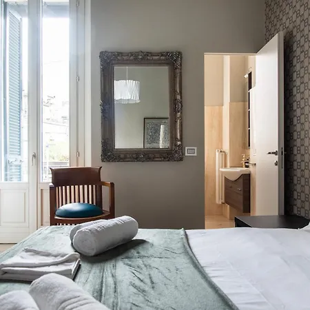 Youhosty - Chinatown Bright And Luxury Apartman Milánó