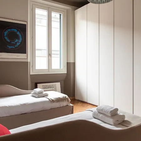 Youhosty - Chinatown Bright And Luxury Apartman