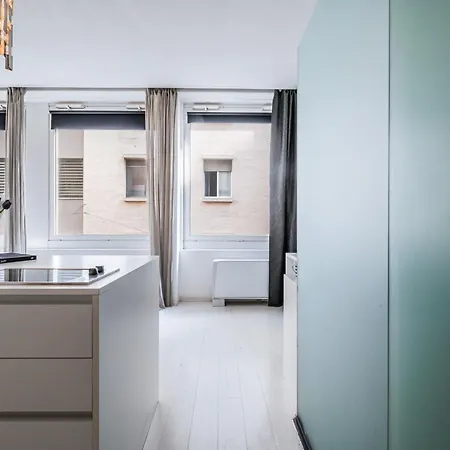 The Boutique - Iconic In Galleria Duomo With Private Parking Apartment *