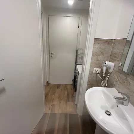 Jcube Precotto Daire Milano