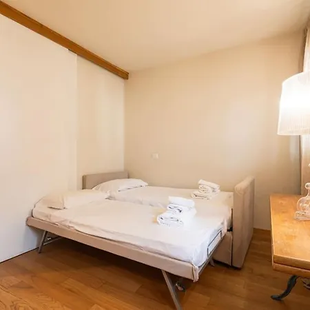 Elegante Trilocale Nel Cuore Di Brera - Mirable Pm Milan