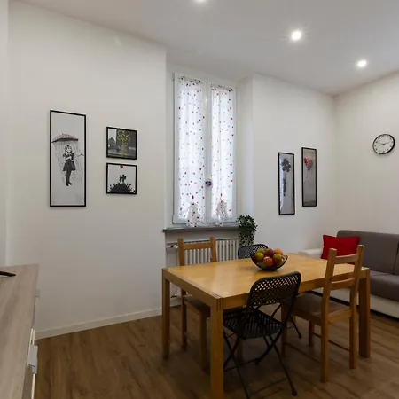 Macmahome Apartment