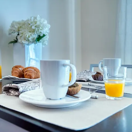 Apartamento Guesthost - Deangeli Nest Romantico Bilocale Di Design In Zona De Angeli, Rinnovato E Accessoriato *
