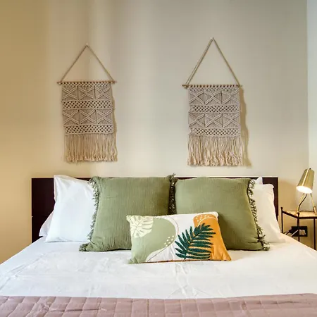 Guesthost - Deangeli Nest Romantico Bilocale Di Design In Zona De Angeli, Rinnovato E Accessoriato Apartamento Milão
