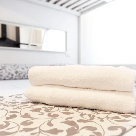 Moderno Apartment