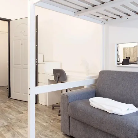 Moderno Apartment *