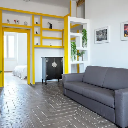 Stazione Centrale-duomo - Con Terrazzo Privato Apartment *