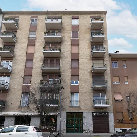 Appartamento Modern With Balcony And Park View