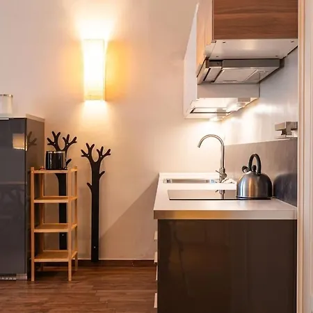 Crocetta Aida One Bedroom 1st Floor - Mirable Pm Apartment *