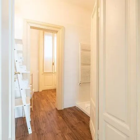 Crocetta Aida One Bedroom 1st Floor - Mirable Pm *
