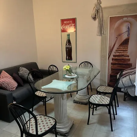 Real Duomo Palace Mono De Luxe Guest house