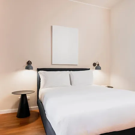 Relstay - Montenapoleone *