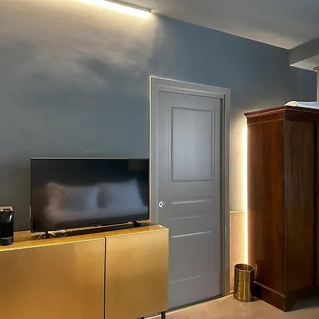 Boutique Borgo Nuovo Milan