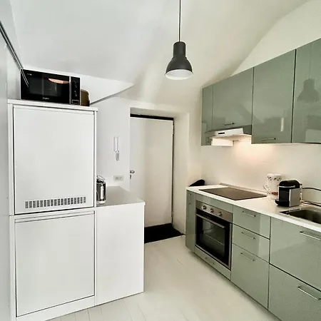 Apartament Design District Solari-vercelli, Metro M1 8min A Piedi Mediolan