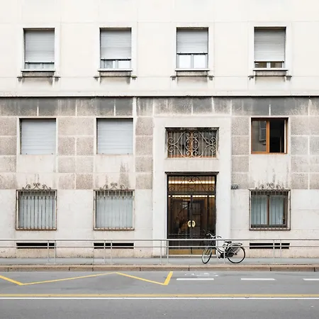 Luca Duomo Visconti Apartment Milan