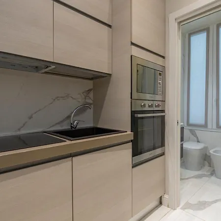 Xenia - Modern Three-room In Moscova Area Apartment