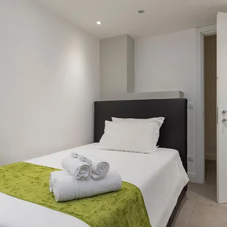 Apartment Xenia - Modern Three-room In Moscova Area Milan