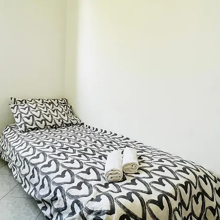 Very Big With 2 Balcony In Navigli District * Milan