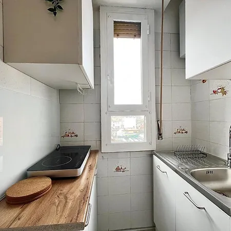 Apartment-navigli-house Of Mirrors