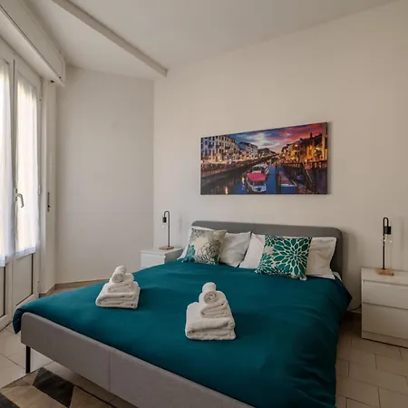 Stylish & Cozy Loft Near Life - Metro 50m * Milano