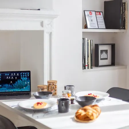 Stylish Loft In Porta Romana Apartament