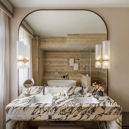 Park Hyatt 5*