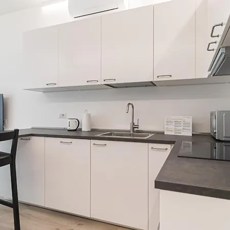 Apartament Italianway Comfort - Serra 16