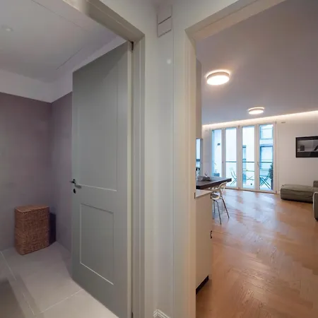 Luxury - Principe Eugenio 3 - 4 Piano Milan