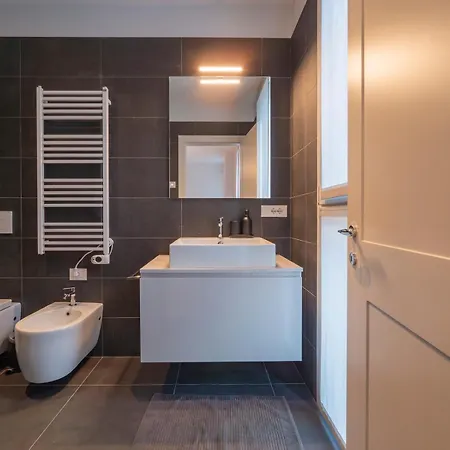 Apartment Luxury - Principe Eugenio 3 - 4 Piano