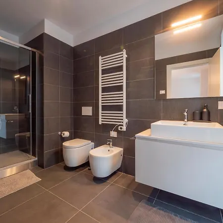 Luxury - Principe Eugenio 3 - 4 Piano * Milan
