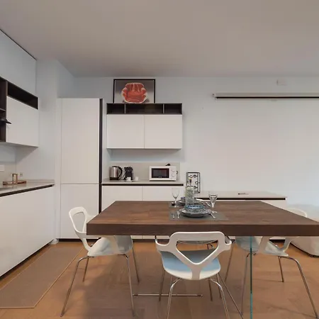Apartment Luxury - Principe Eugenio 3 - 4 Piano *