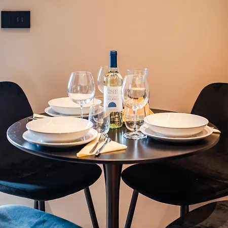 Terrazza Con Jacuzzi E Vista Iconica Sul Duomo Appartamento