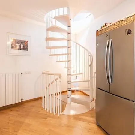 Spacious Loft Onebdroom Fiera Area - Mirable Pm Apartment *