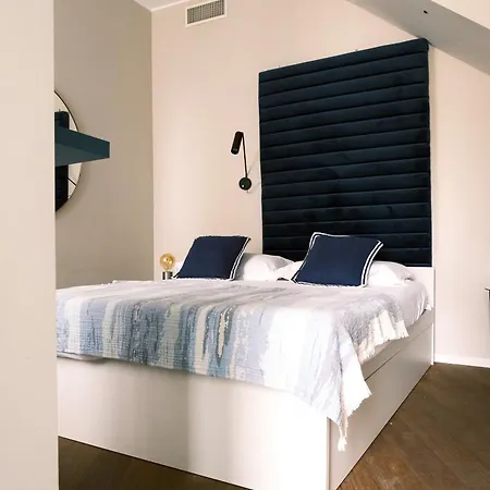 Comecasa Larga Cosy Milan