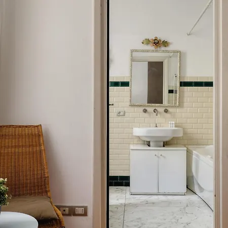 Апартаменты Joivy Bright 1br Flat Near Mudec Museum Милан