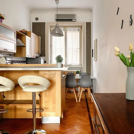 Апартаменты Joivy Bright 1br Flat Near Mudec Museum